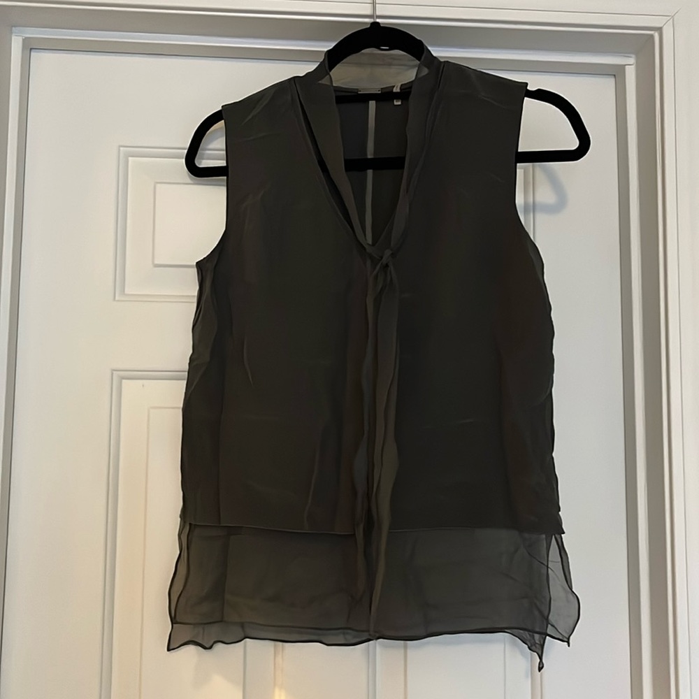 Elie Tahari blouse